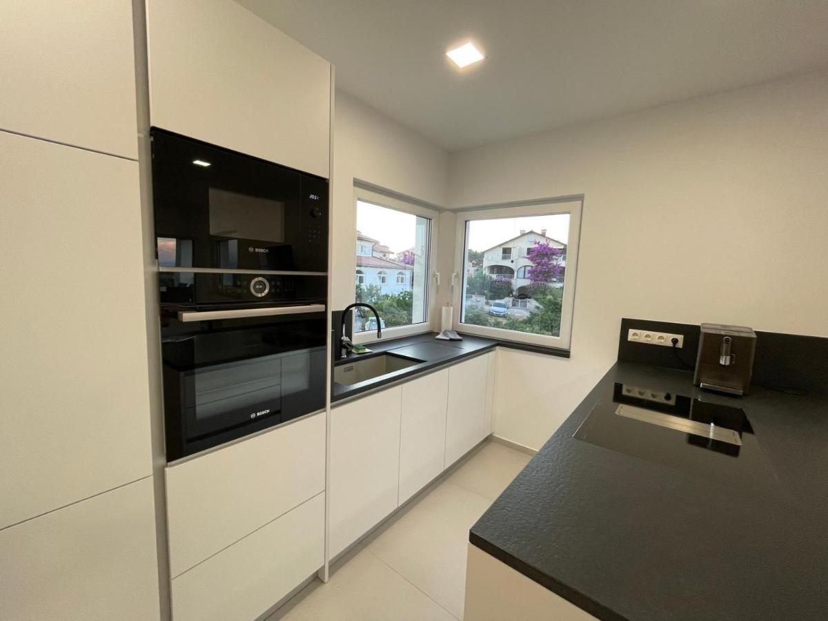 Apartment Rahat Лижнян Экстерьер фото